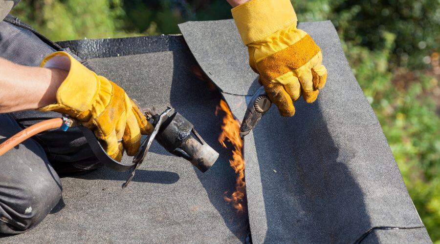 Expert Emergency Roof Repairs services in Leland, MS